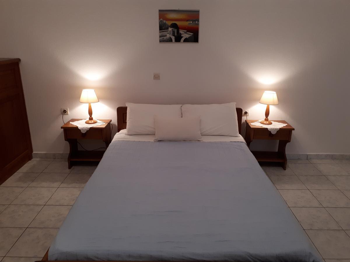 Hotel Paradisos Oia Extérieur photo